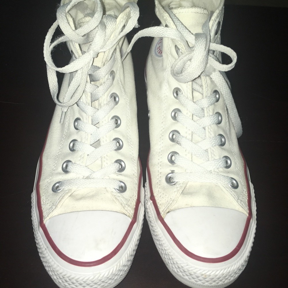 Converse Chuck Taylor All Star High Top Sneaker!